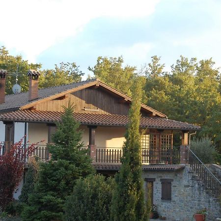 Agriturismo Countryhouse Le Giare กุบบีโอ ภายนอก รูปภาพ