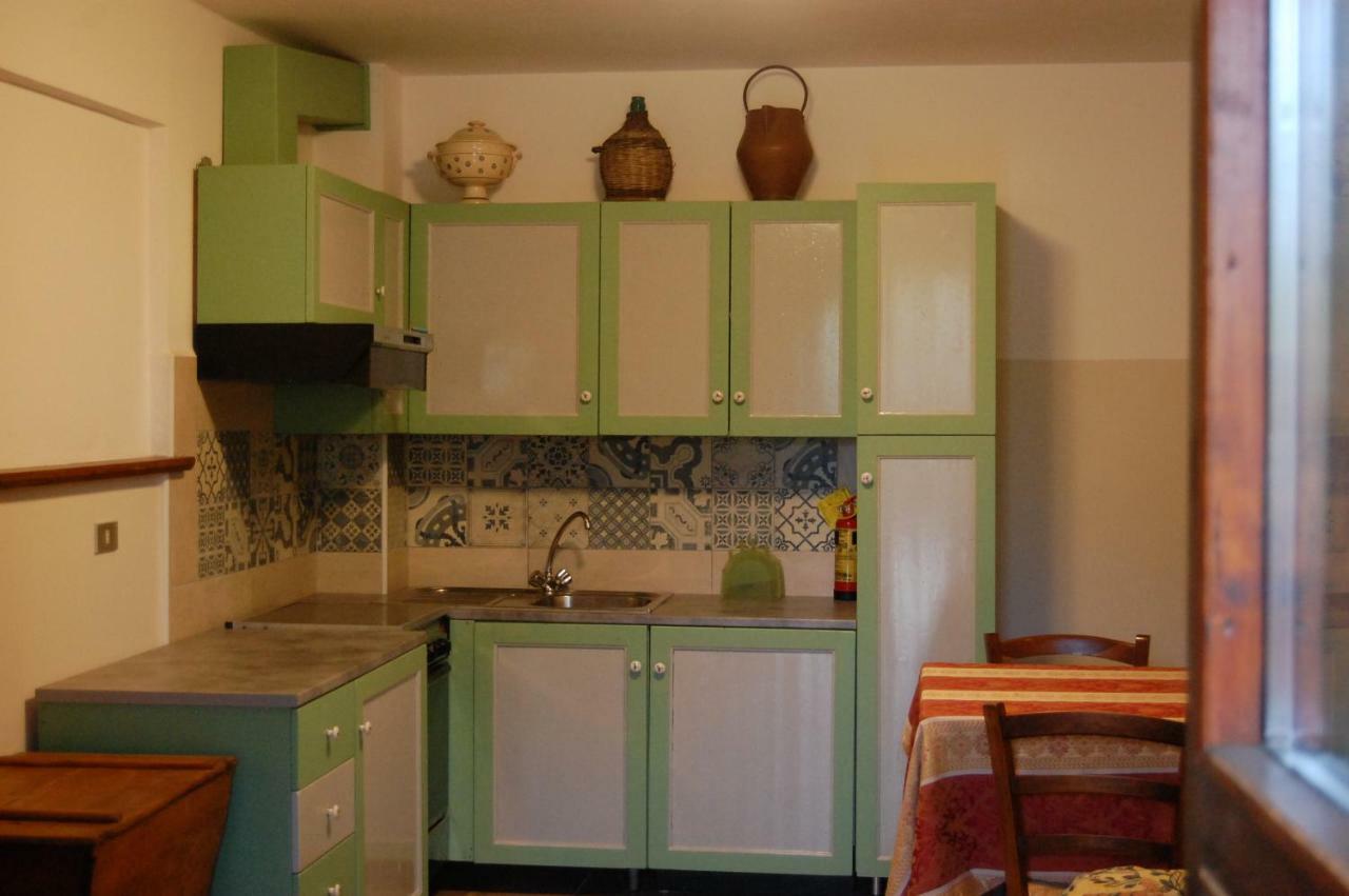 Agriturismo Countryhouse Le Giare กุบบีโอ ภายนอก รูปภาพ